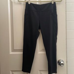 leggings/workout pants with pockets